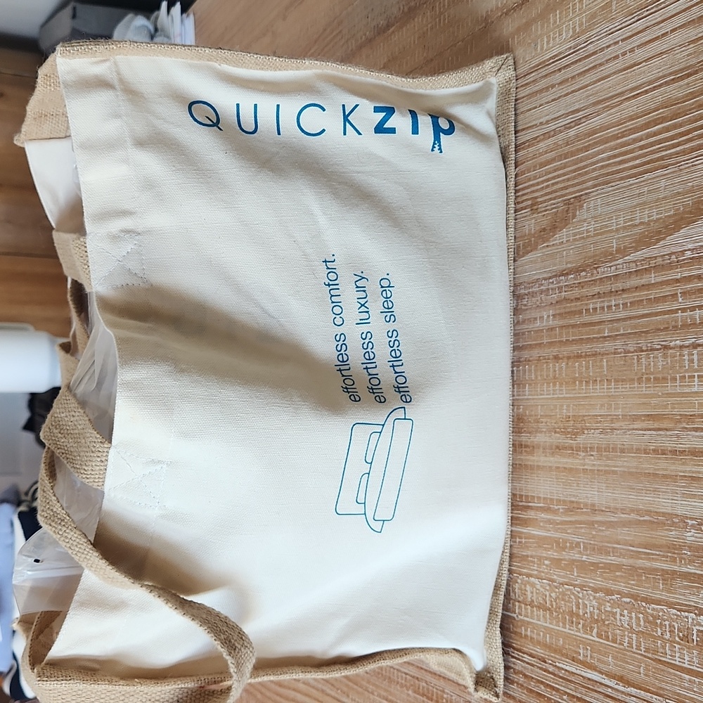 Quick Zip sheet set Queen
